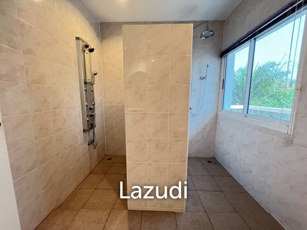 4 Bedrooms Spacious Well Maintained House for Sale