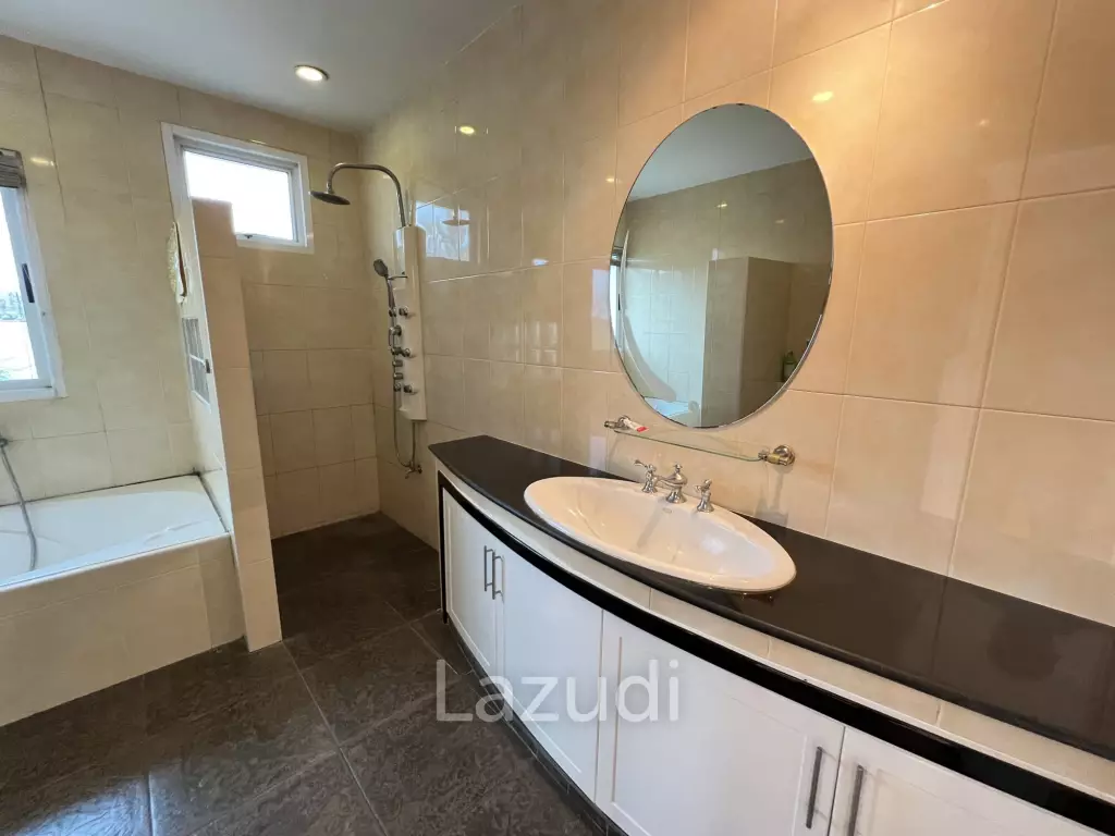 4 Bedrooms Spacious Well Maintained House for Sale