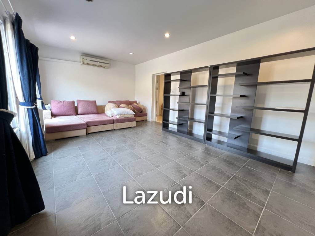 4 Bedrooms Spacious Well Maintained House for Sale