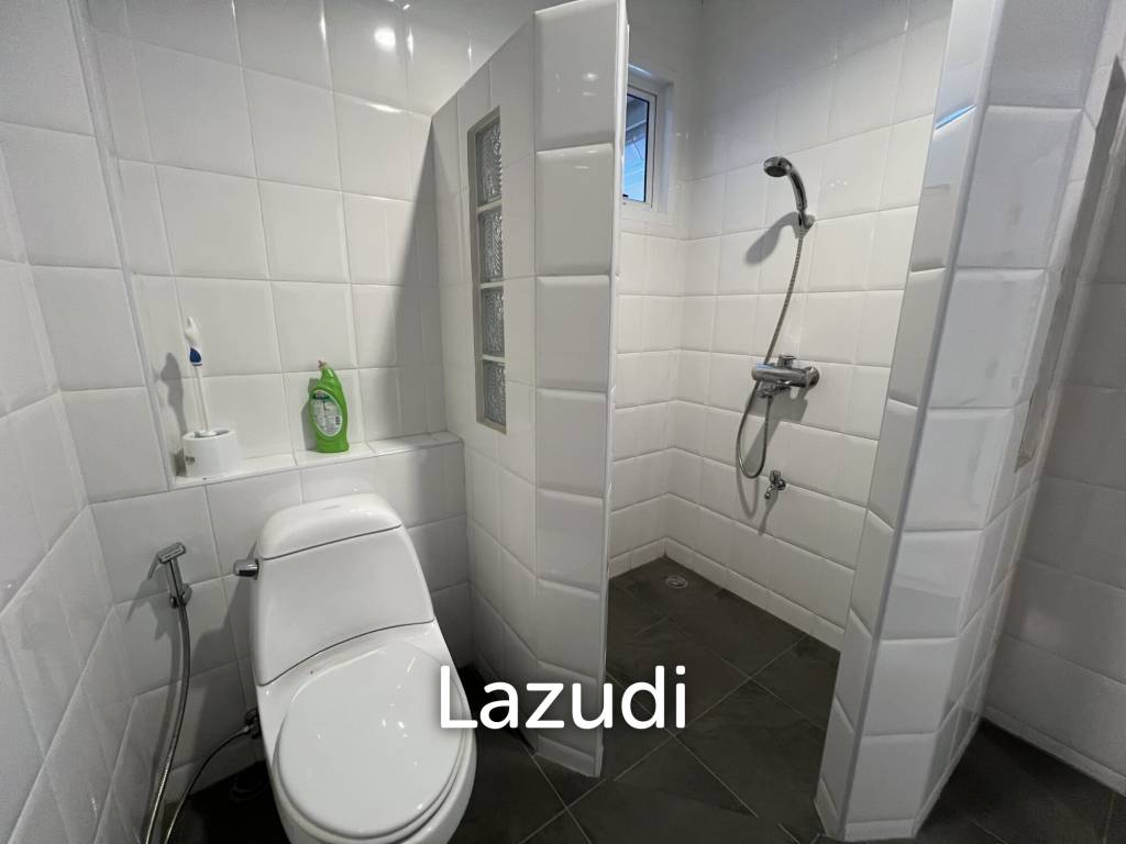 4 Bedrooms Spacious Well Maintained House for Sale