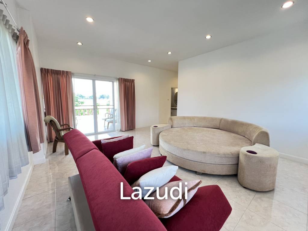 4 Bedrooms Spacious Well Maintained House for Sale