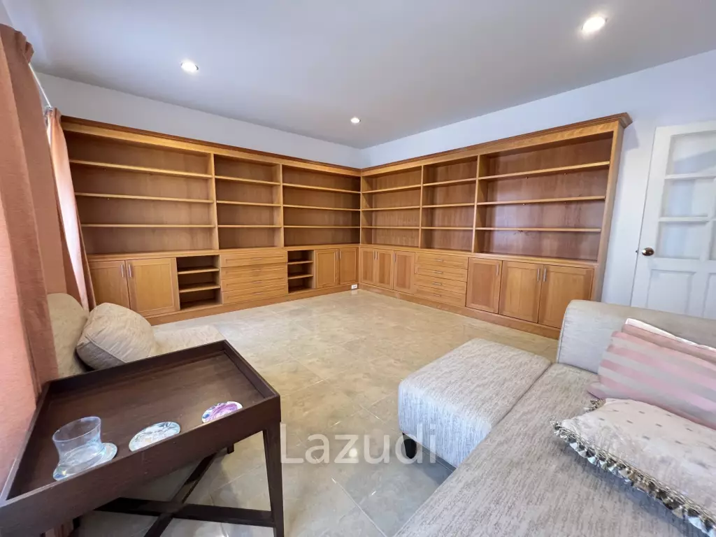 4 Bedrooms Spacious Well Maintained House for Sale