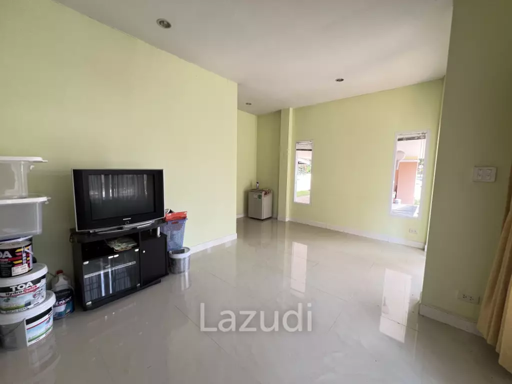 4 Bedrooms Spacious Well Maintained House for Sale
