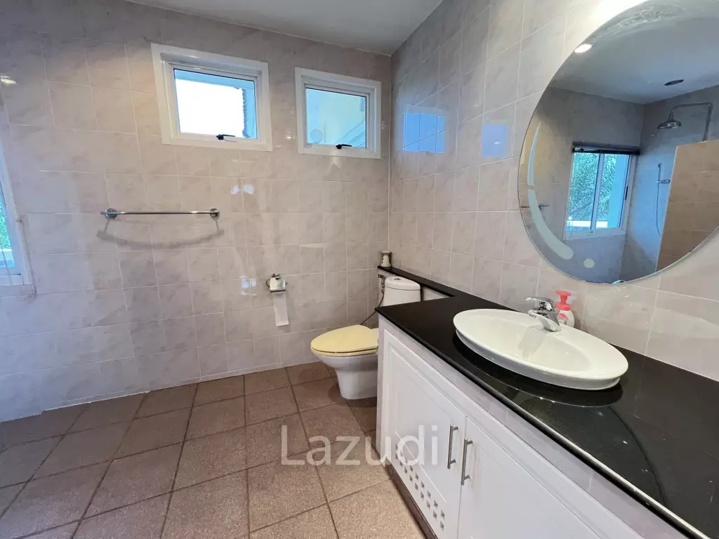 4 Bedrooms Spacious Well Maintained House for Sale