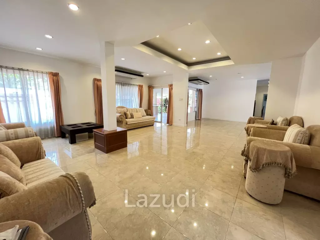 4 Bedrooms Spacious Well Maintained House for Sale