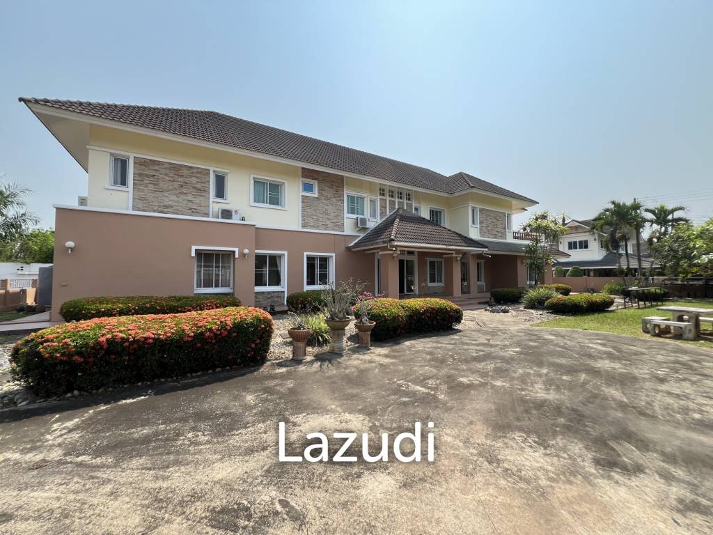 4 Bedrooms Spacious Well Maintained House for Sale