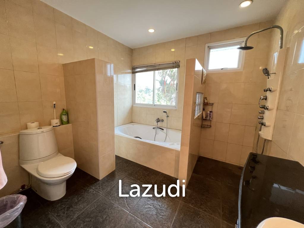 4 Bedrooms Spacious Well Maintained House for Sale