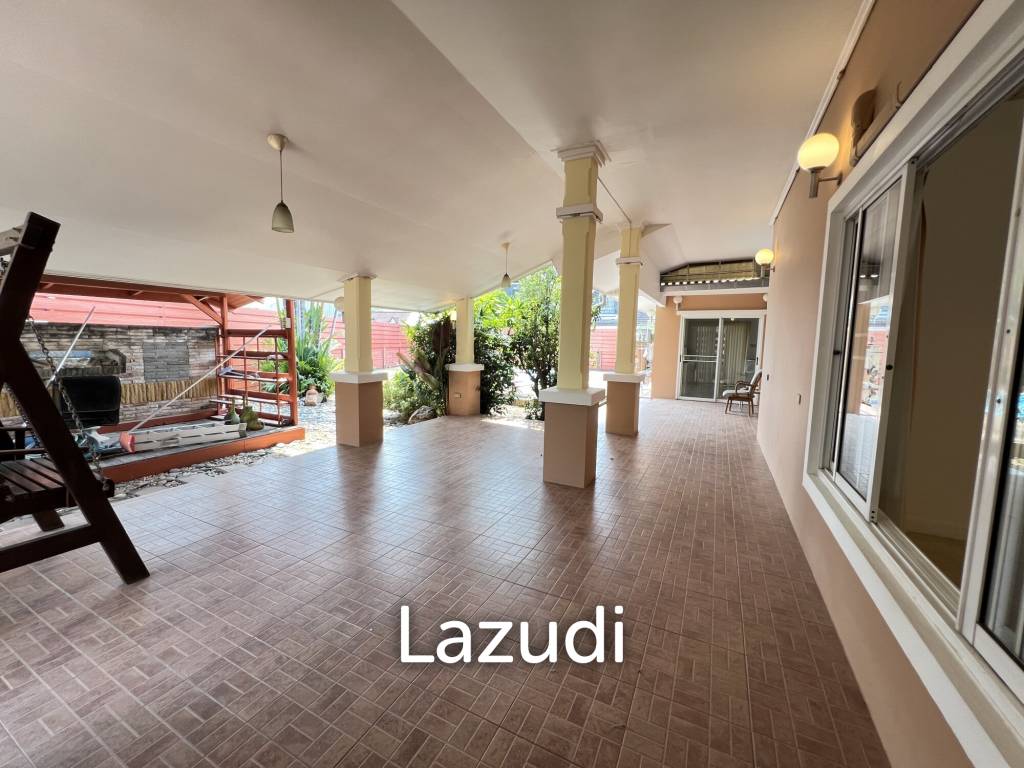 4 Bedrooms Spacious Well Maintained House for Sale