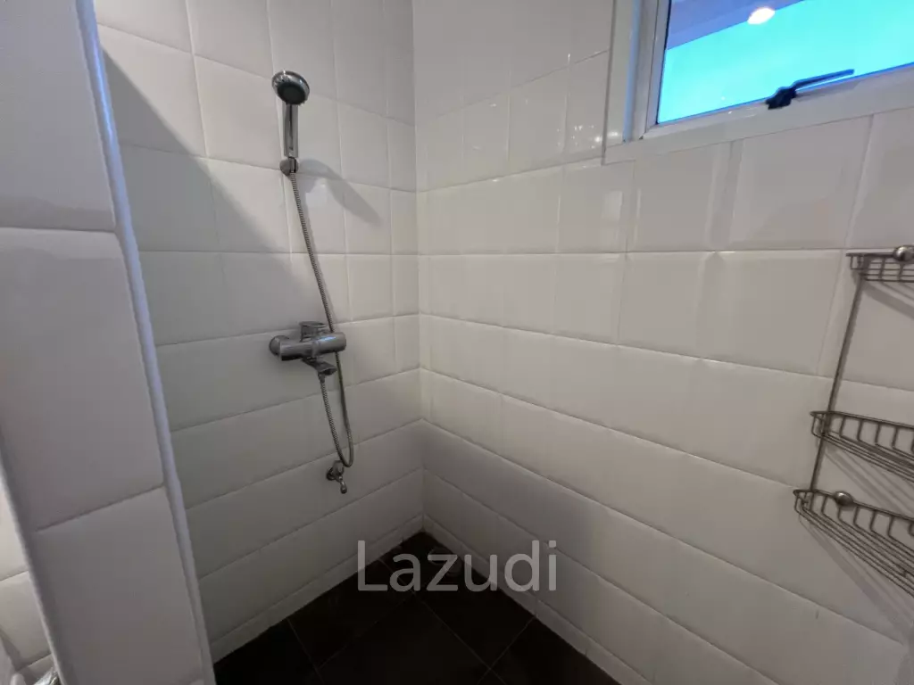 4 Bedrooms Spacious Well Maintained House for Sale