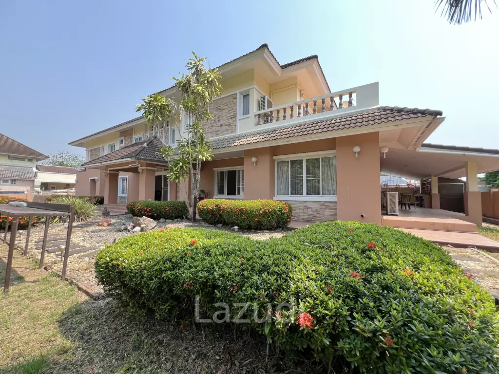 4 Bedrooms Spacious Well Maintained House for Sale