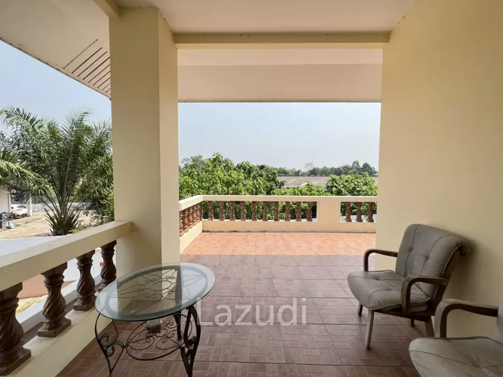 4 Bedrooms Spacious Well Maintained House for Sale