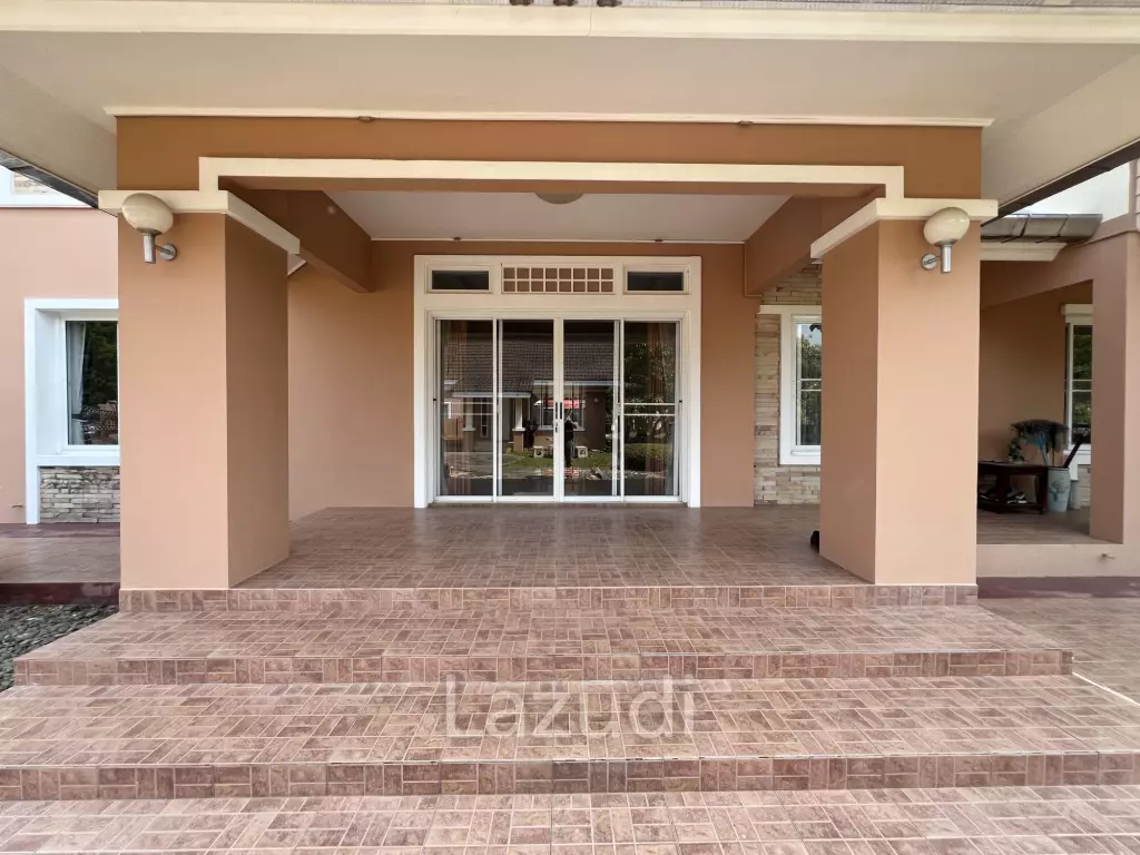 4 Bedrooms Spacious Well Maintained House for Sale