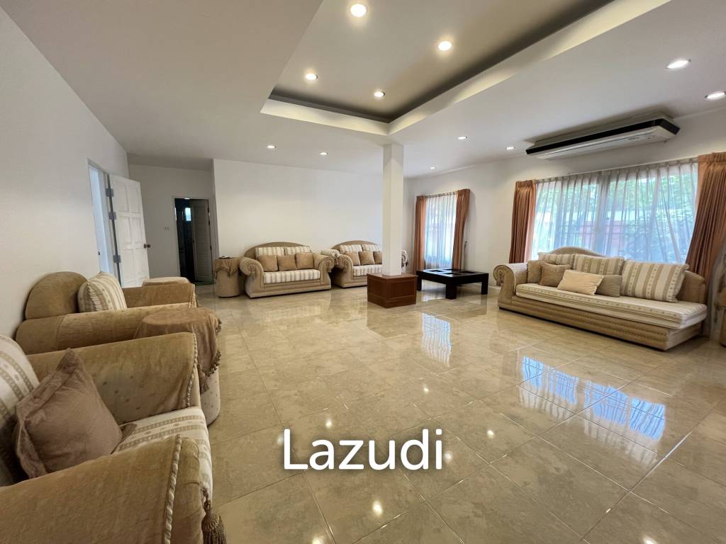 4 Bedrooms Spacious Well Maintained House for Sale