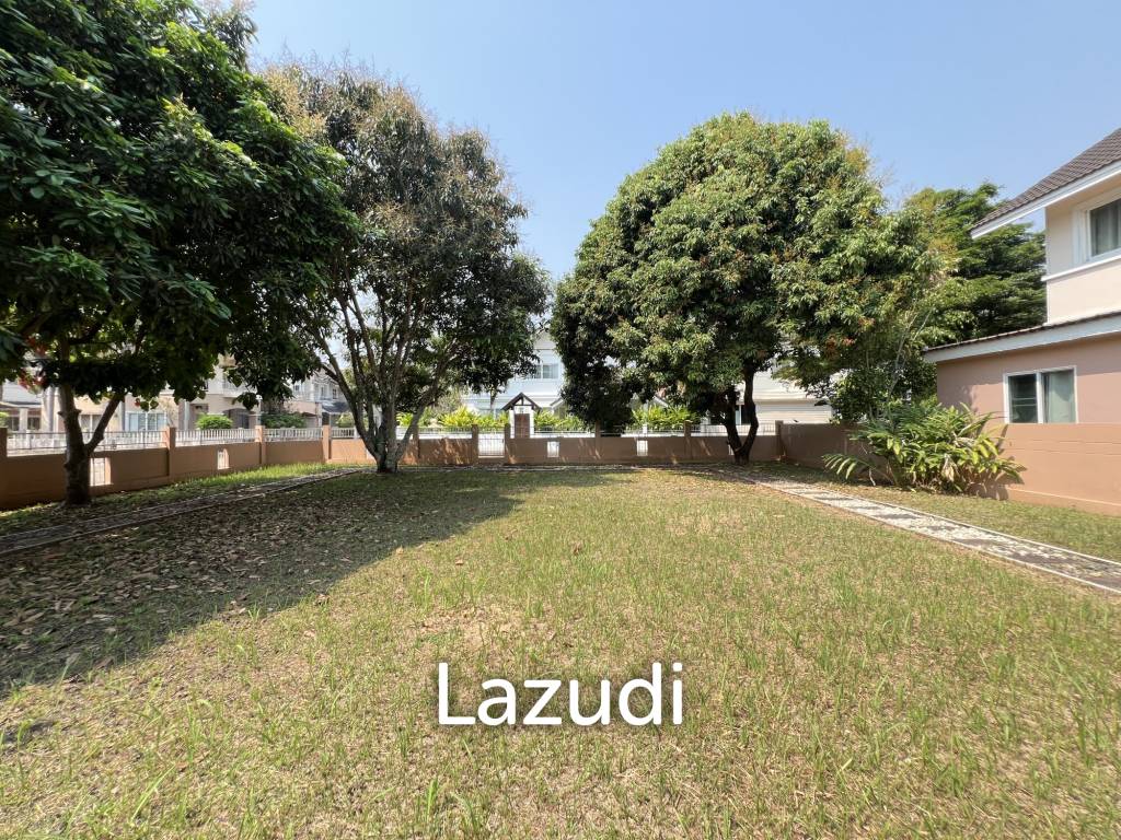 4 Bedrooms Spacious Well Maintained House for Sale