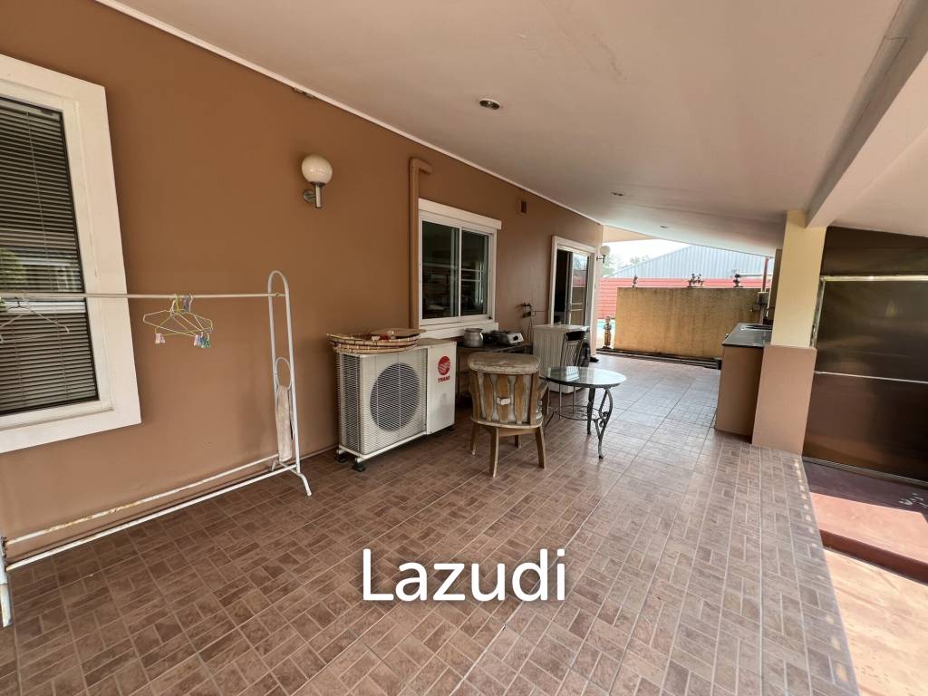 4 Bedrooms Spacious Well Maintained House for Sale