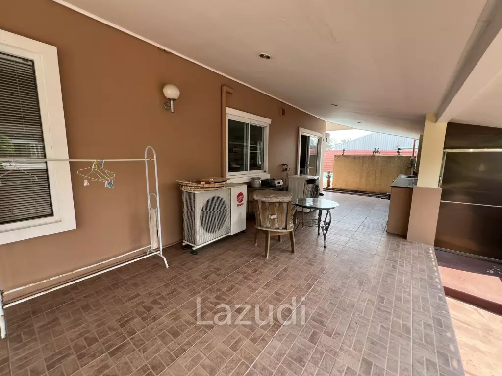 4 Bedrooms Spacious Well Maintained House for Sale