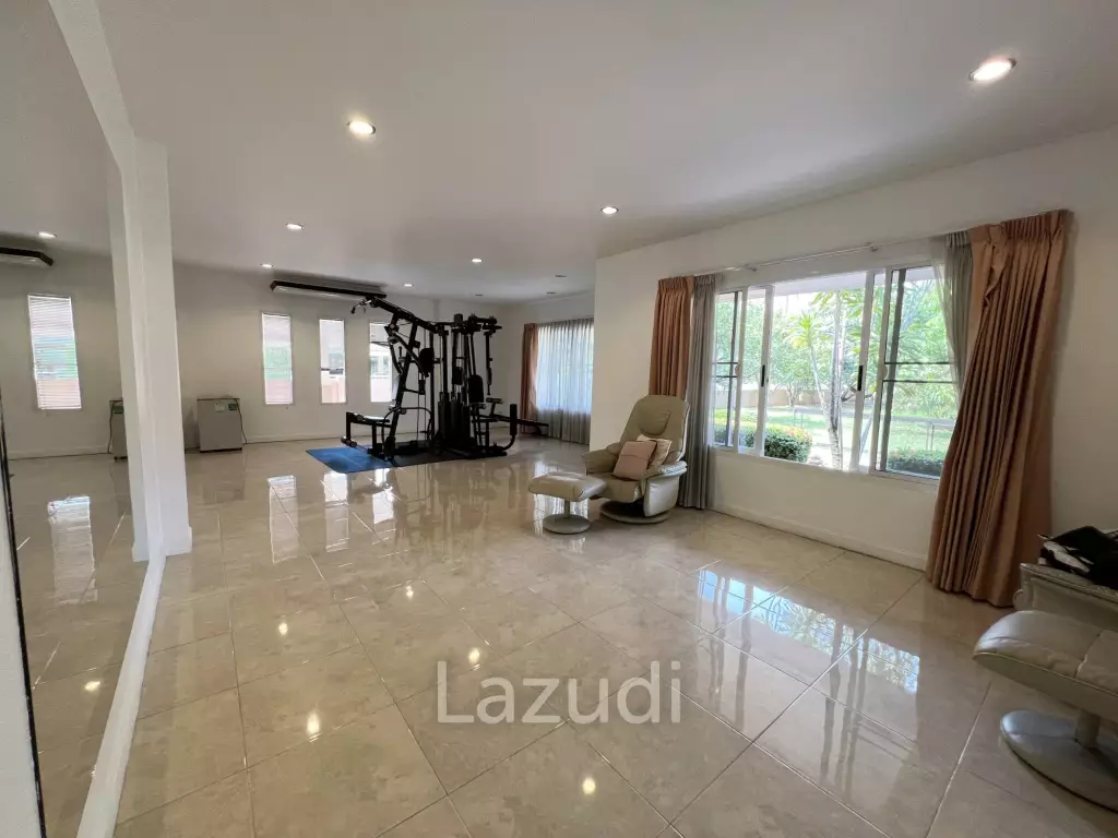 4 Bedrooms Spacious Well Maintained House for Sale