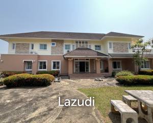 4 Bedrooms Spacious Well Maintained House for Sale