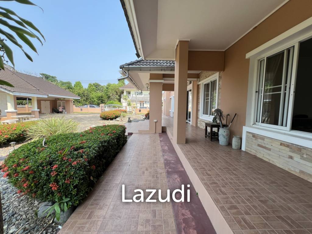 4 Bedrooms Spacious Well Maintained House for Sale