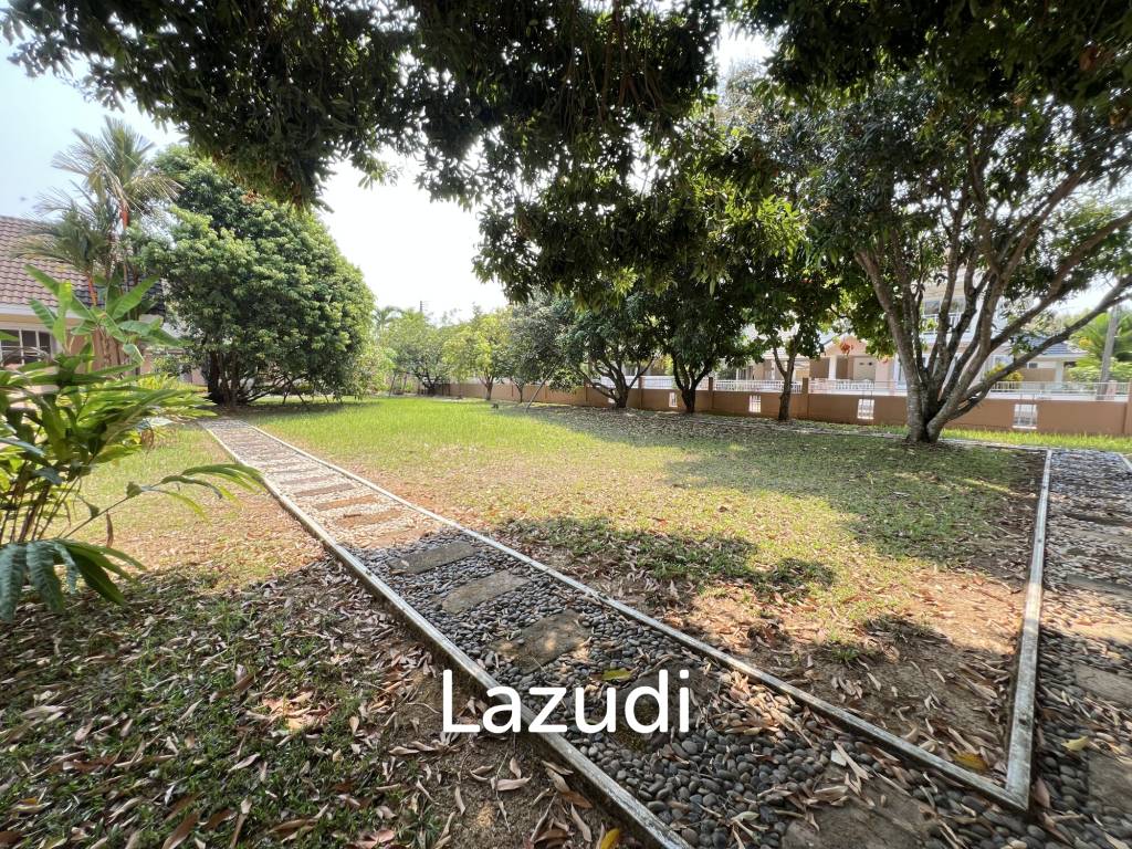 4 Bedrooms Spacious Well Maintained House for Sale