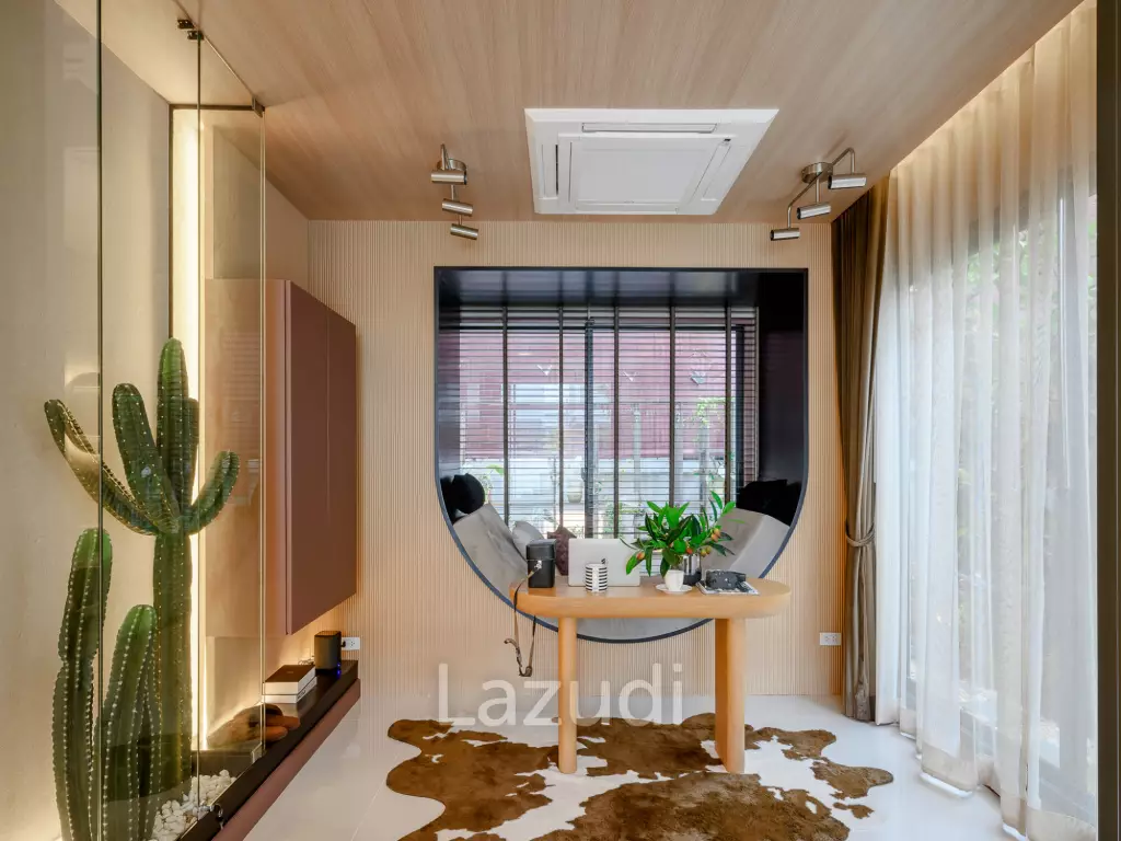 Luxurious Home in Bangkok Boulevard Bangna-Srinakarin
