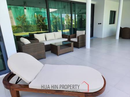 LA LUA RESORT : 4 bed 2 storey modern villa with great view