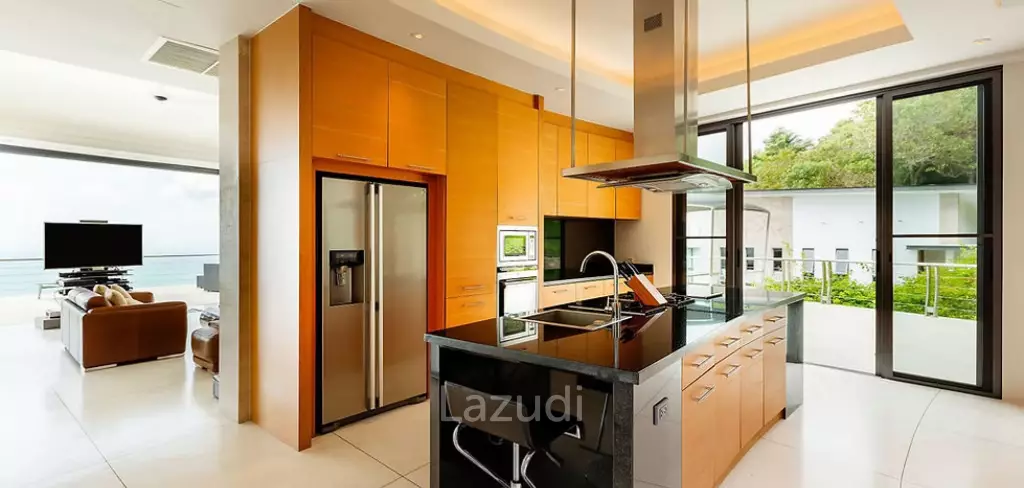 Luxury 5-Bed Villa with Panoramic Sunset Ocean Views