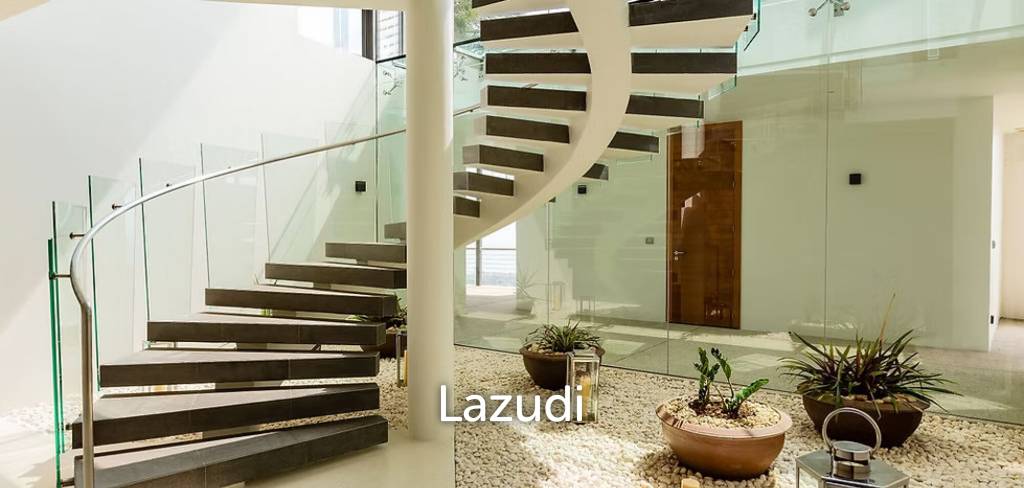 Luxury 5-Bed Villa with Panoramic Sunset Ocean Views
