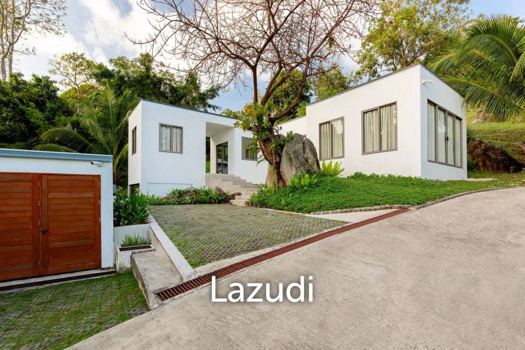 Luxury 5-Bed Villa with Panoramic Sunset Ocean Views