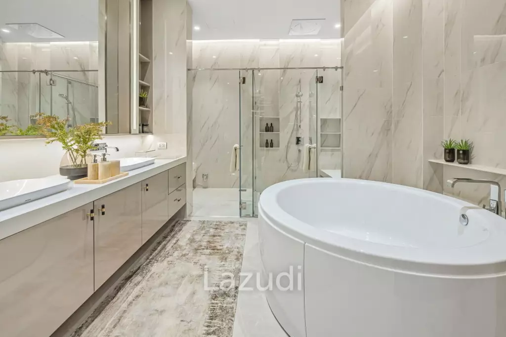 Luxurious Bang Kaeo 4-Bedroom Detached Home
