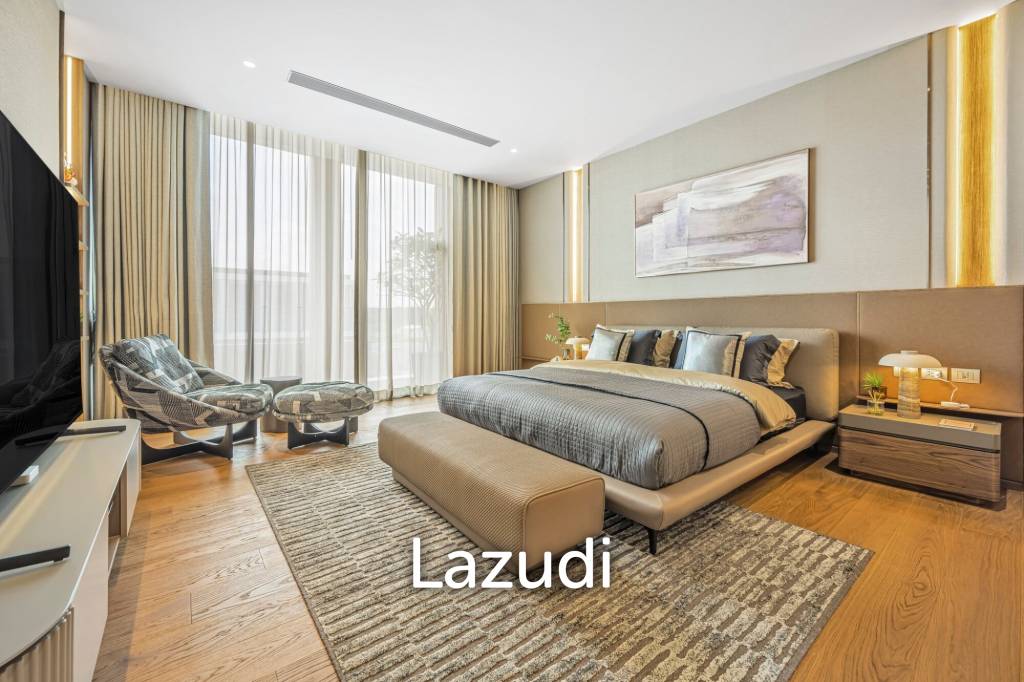 Luxurious Bang Kaeo 4-Bedroom Detached Home
