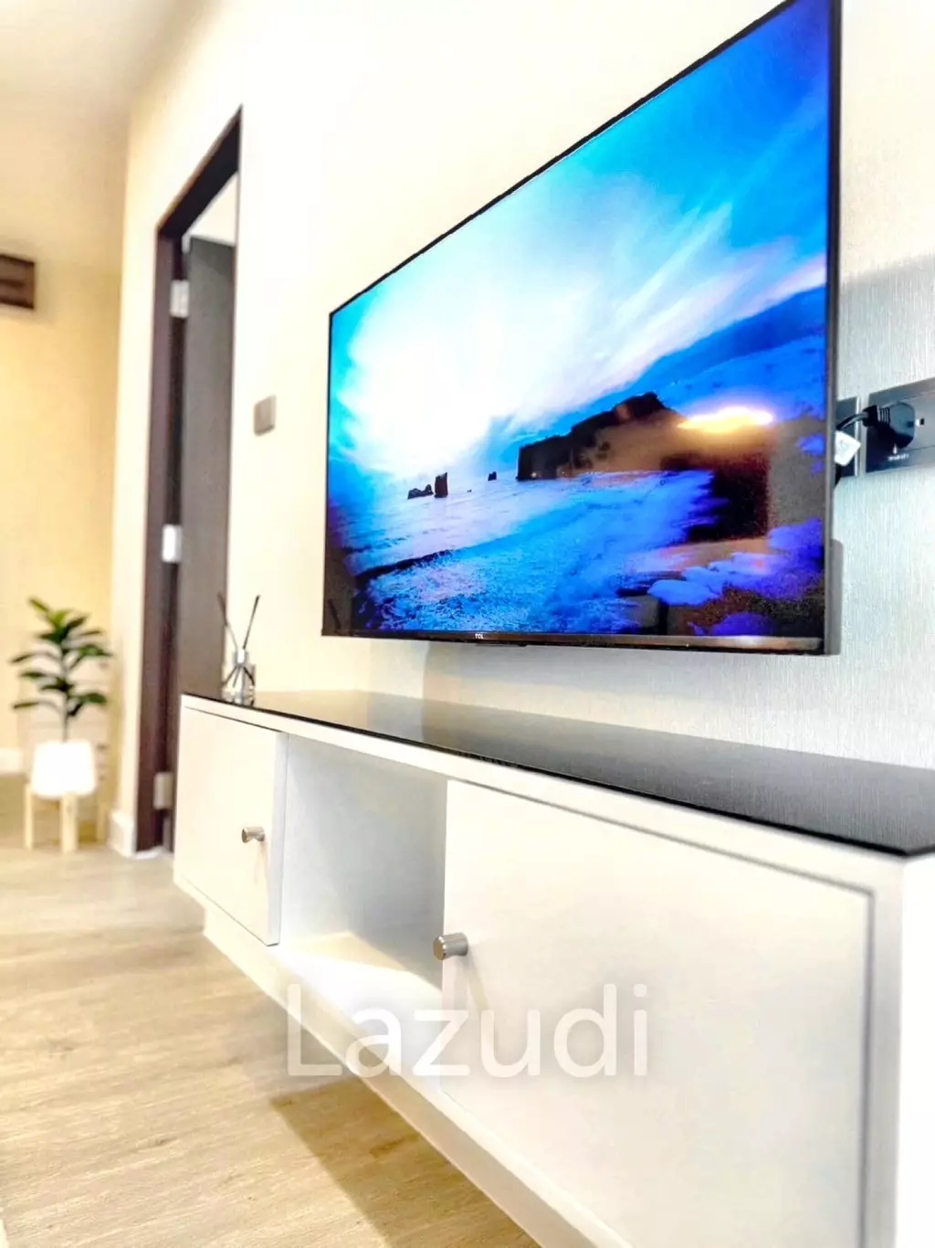 1 Bedroom 1 Bathroom 32 SQ.M The Sky Sukhumvit