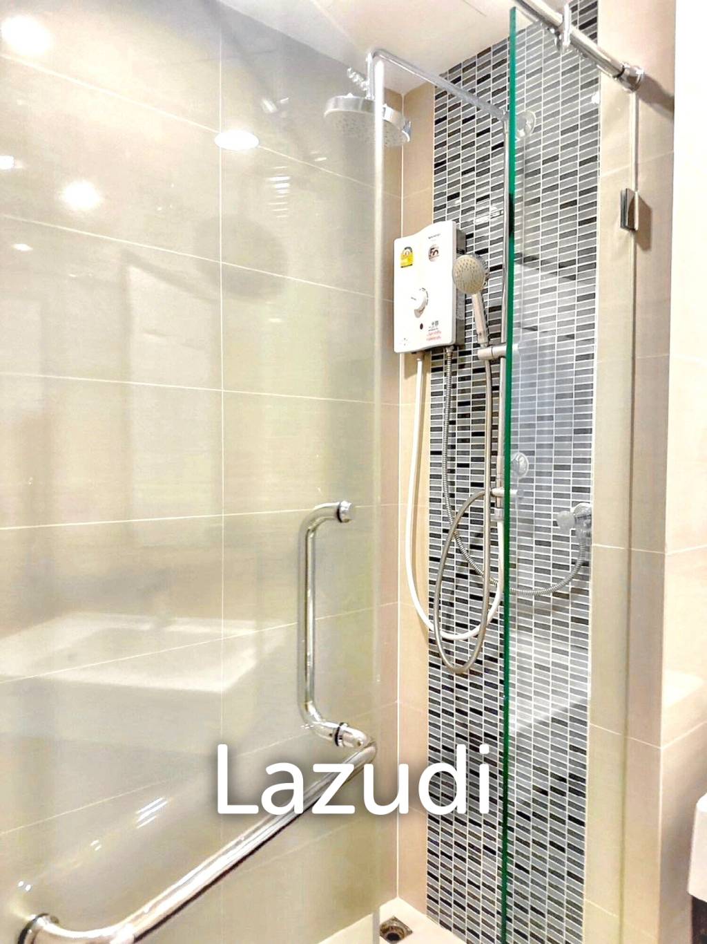 1 Bedroom 1 Bathroom 32 SQ.M The Sky Sukhumvit
