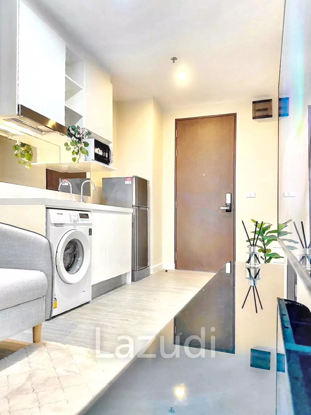 1 Bedroom 1 Bathroom 32 SQ.M The Sky Sukhumvit