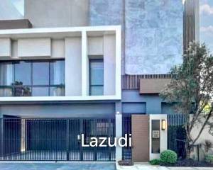 4 Bed 5 Bath 430 SQ.M BuGaan Krungthep Kreetha
