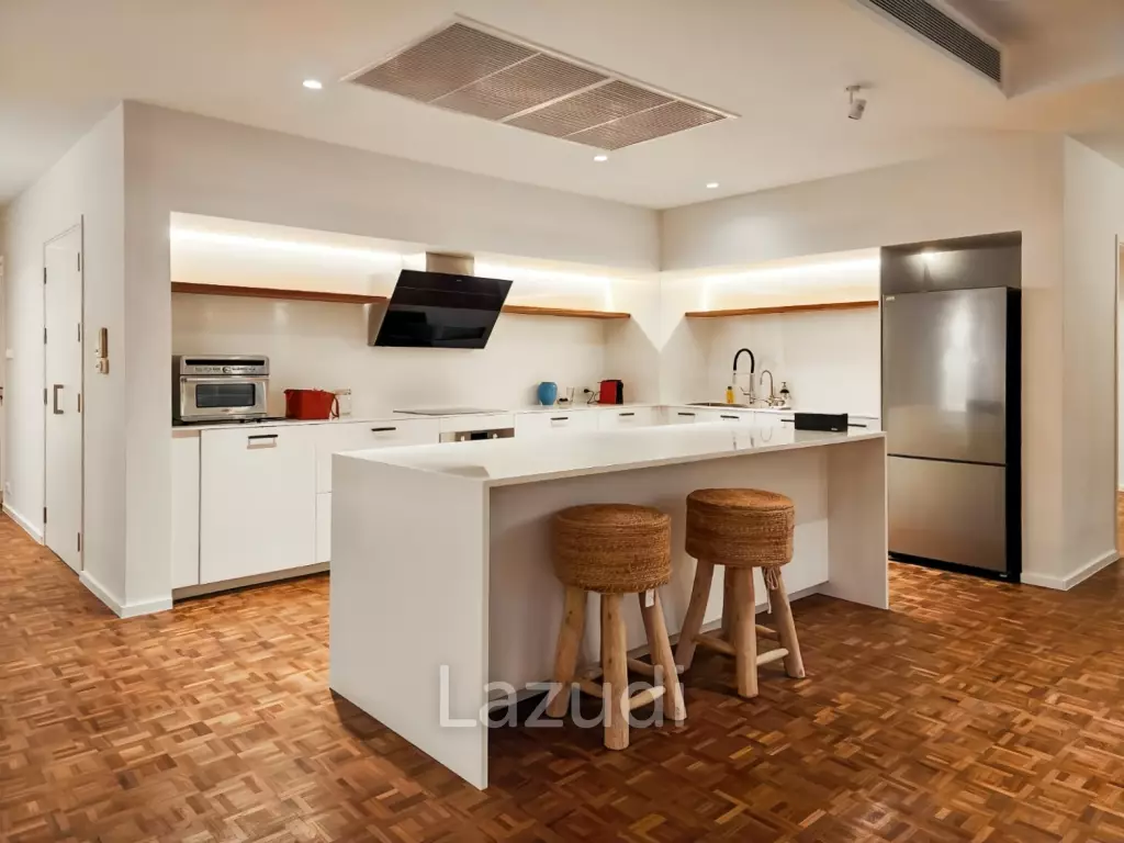 Ultra Luxury Beachfront Condo with Stellar Ocean Views in Baan Thew Kluen