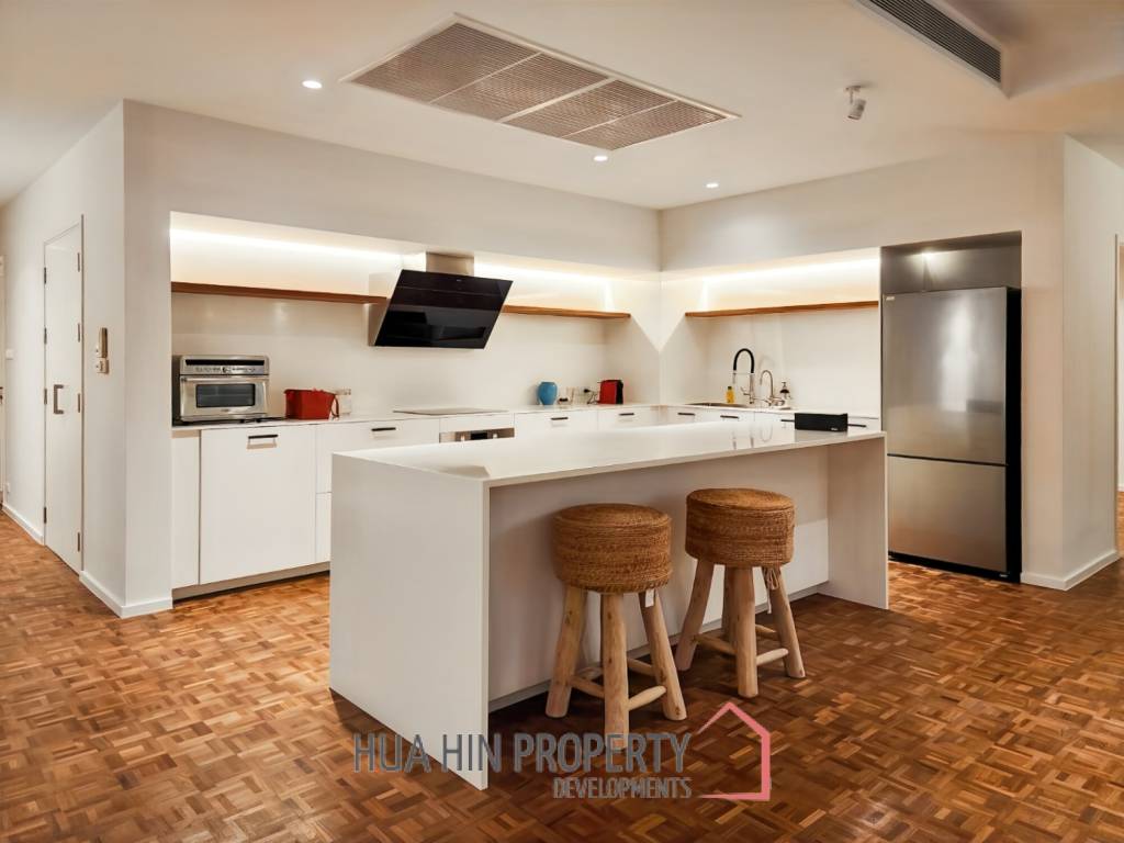 Ultra Luxury Beachfront Condo with Stellar Ocean Views in Baan Thew Kluen