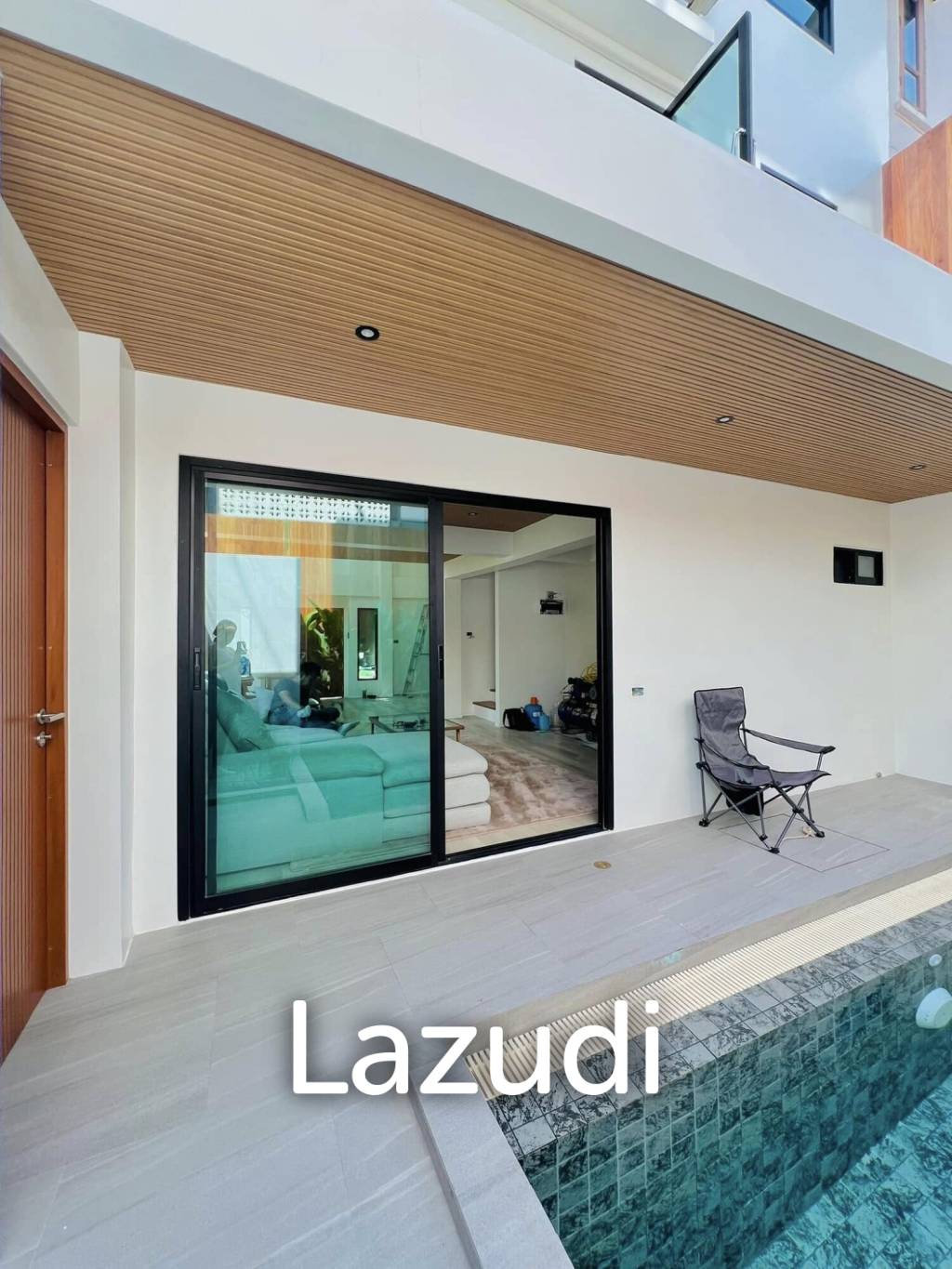 3-storey, 3-bedroom house for sale in Chalong