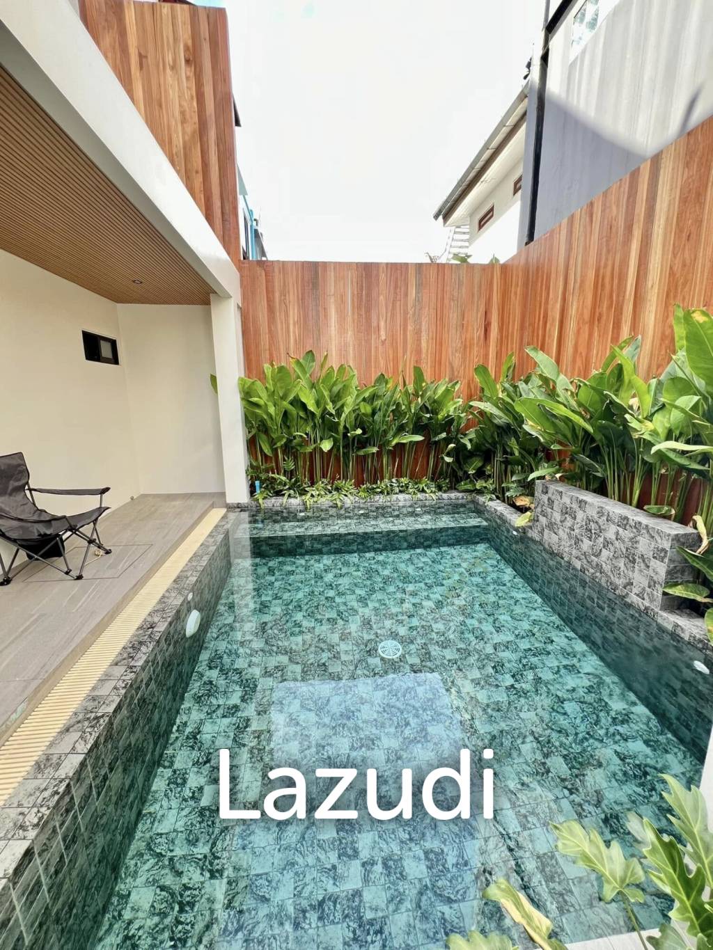 3-storey, 3-bedroom house for sale in Chalong