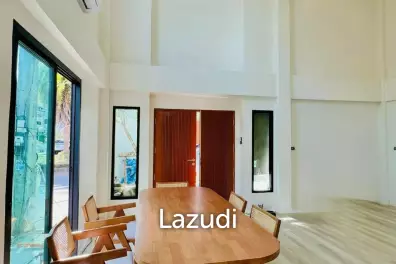 3-storey, 3-bedroom house for sale in Chalong