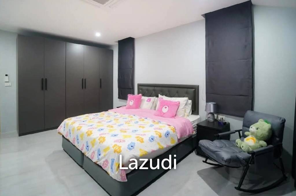 Spacious 6 Bedroom Pool Villa In Cherng Talay