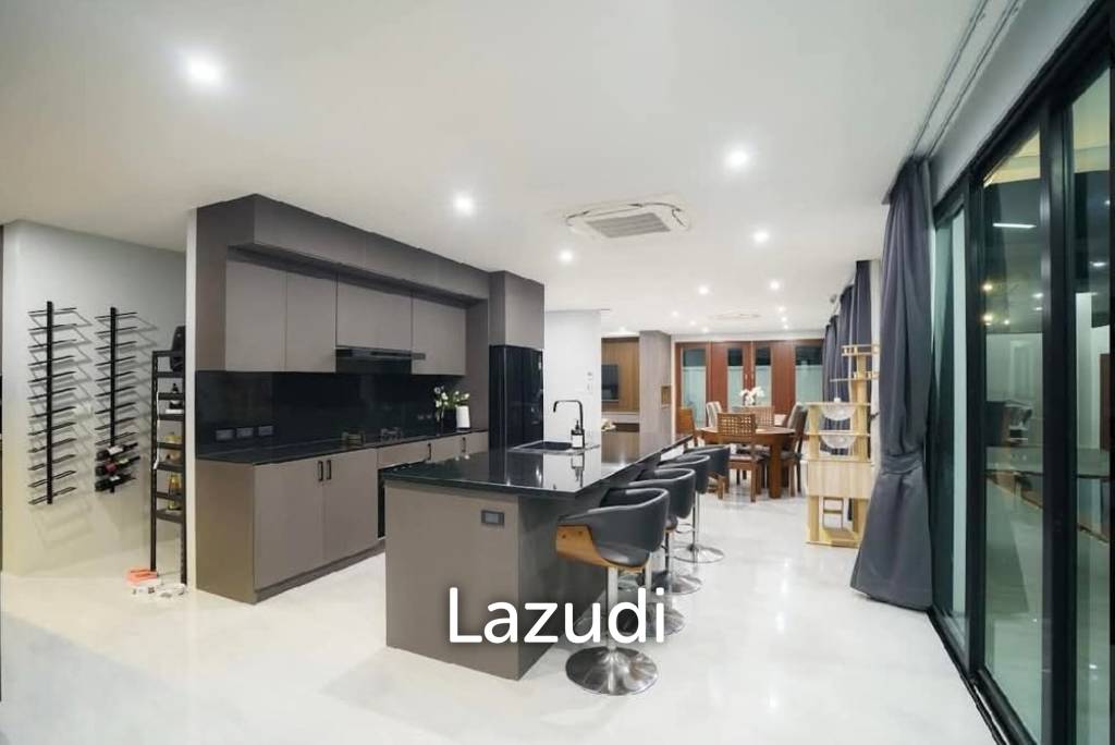 Spacious 6 Bedroom Pool Villa In Cherng Talay