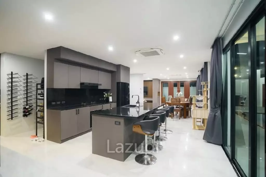 Spacious 6 Bedroom Pool Villa In Cherng Talay
