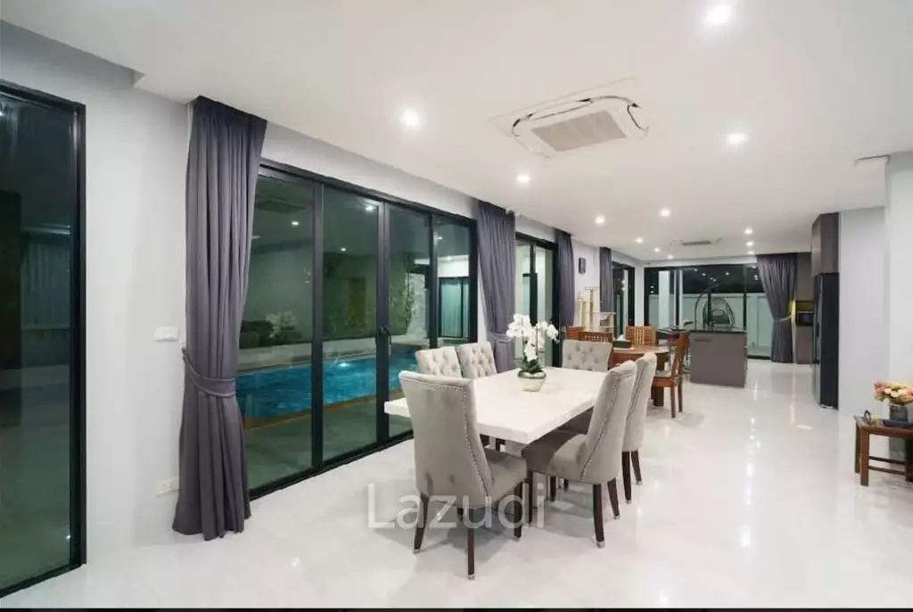 Spacious 6 Bedroom Pool Villa In Cherng Talay