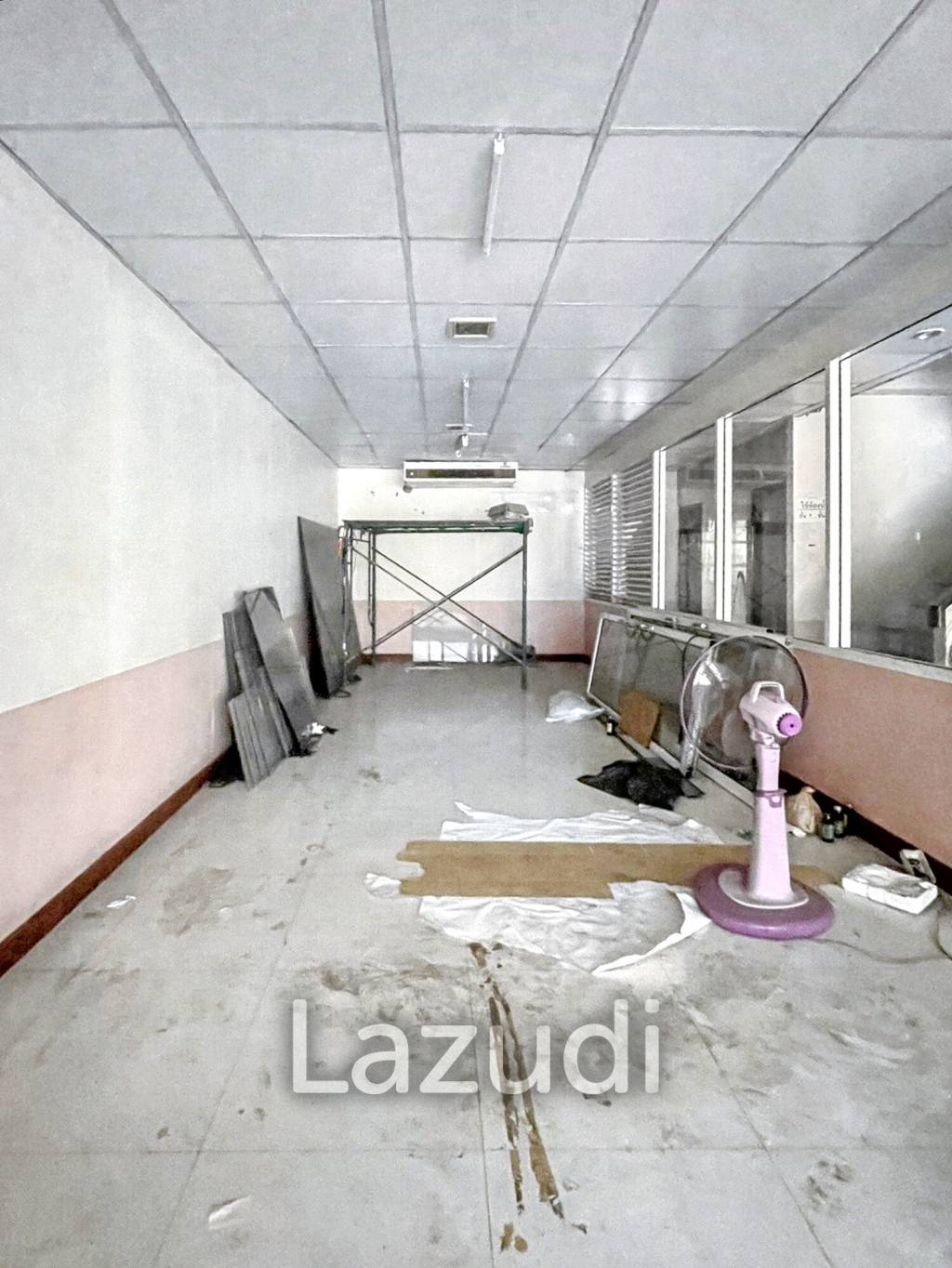🏢 Office Building / Showroom for Rent – Near BTS Samrong  Suvarnabhumi Airport ✨