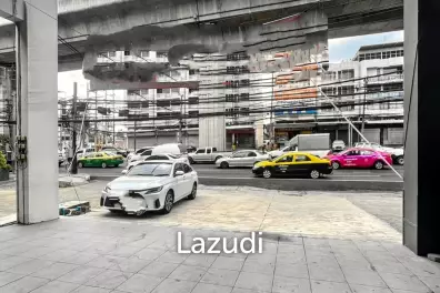 🏢 Office Building / Showroom for Rent – Near BTS Samrong  Suvarnabhumi Airport ✨
