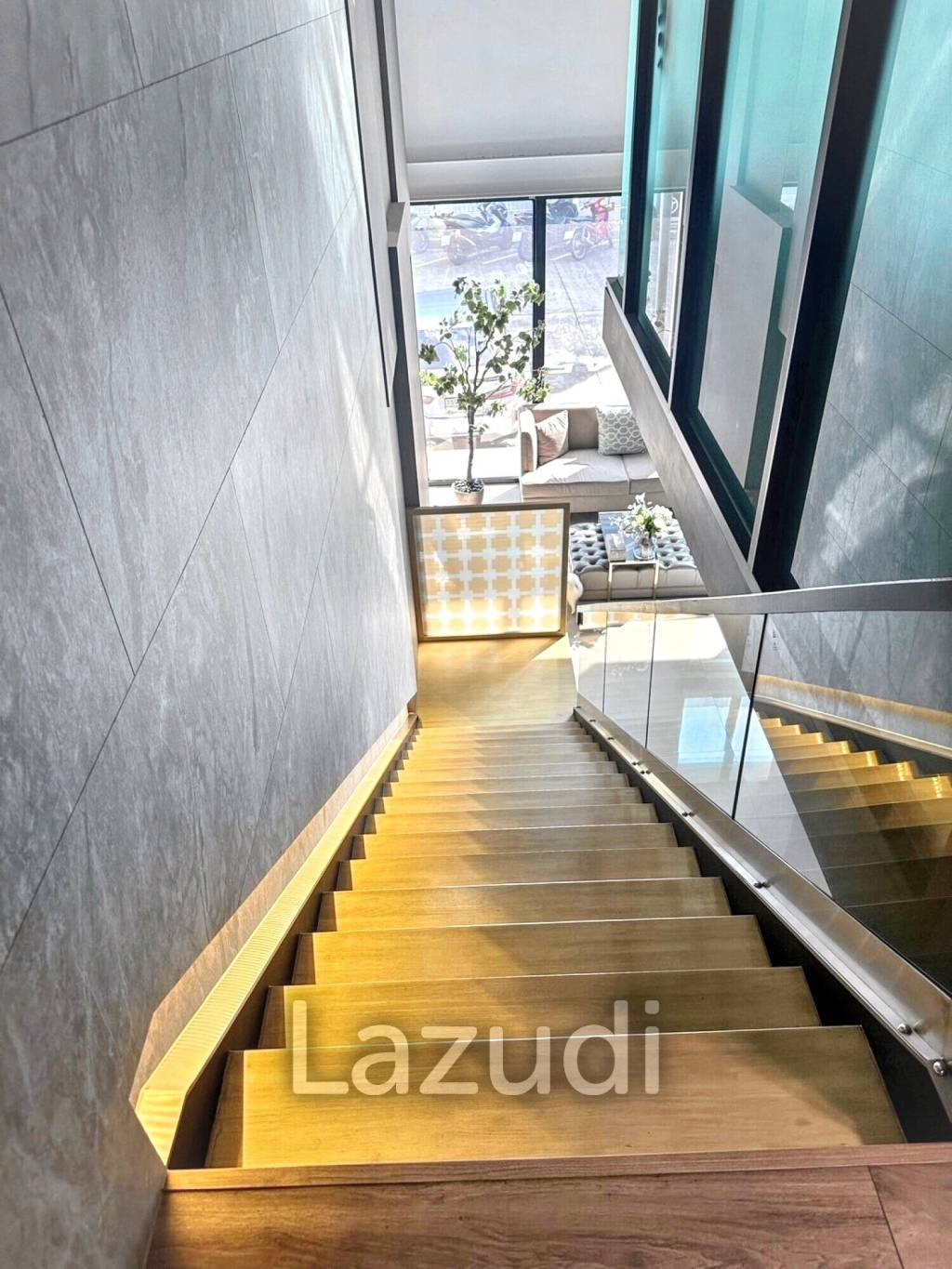 Prime Office for Sale and Rent Near Lertlah School – Fully Furnished