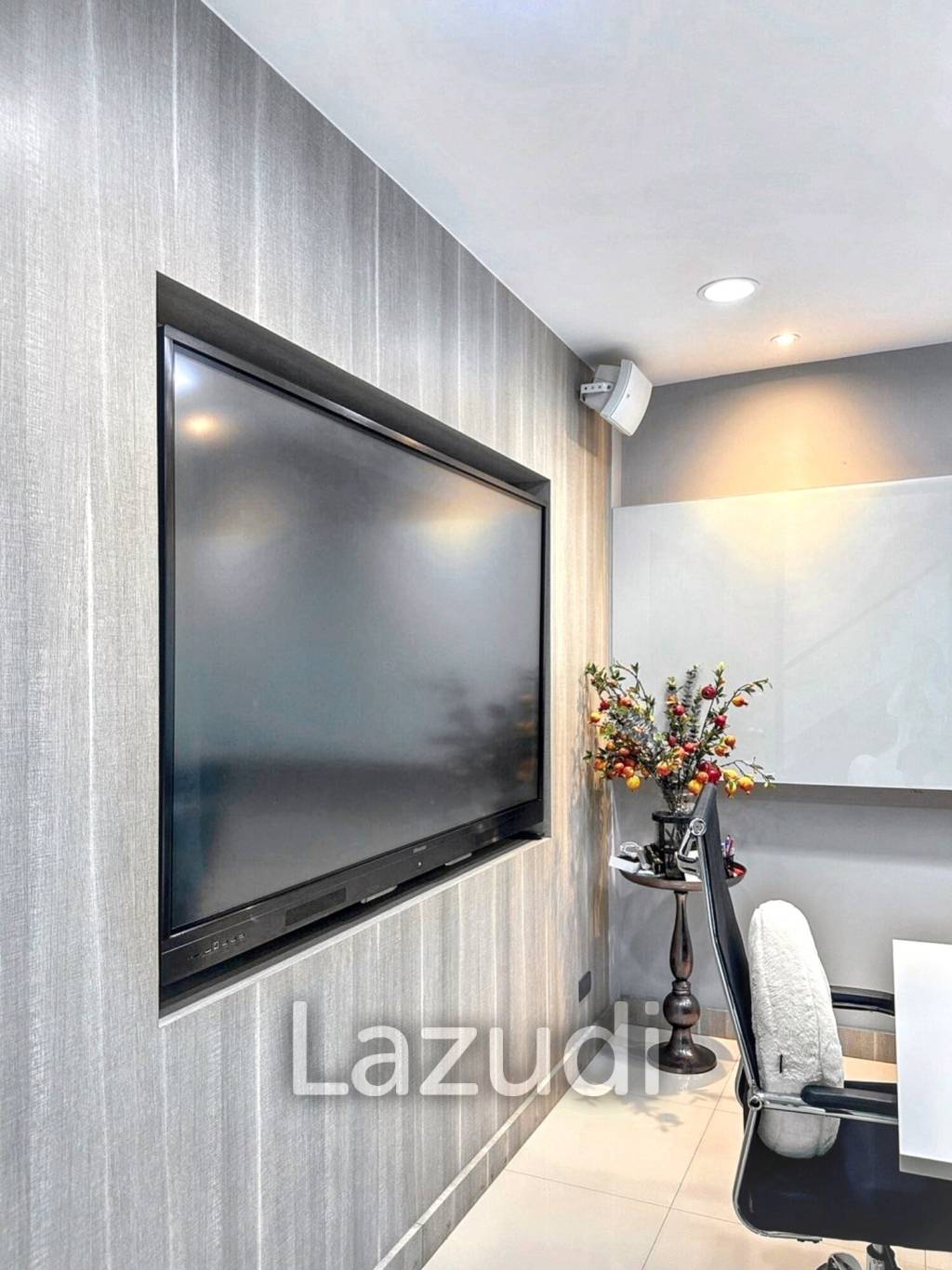 Prime Office for Sale and Rent Near Lertlah School – Fully Furnished