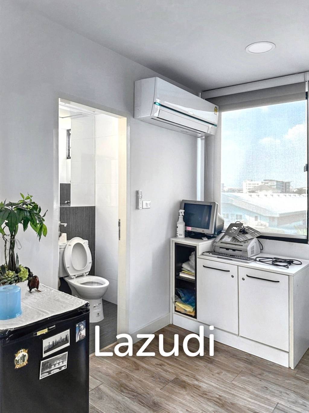 Prime Office for Sale and Rent Near Lertlah School – Fully Furnished
