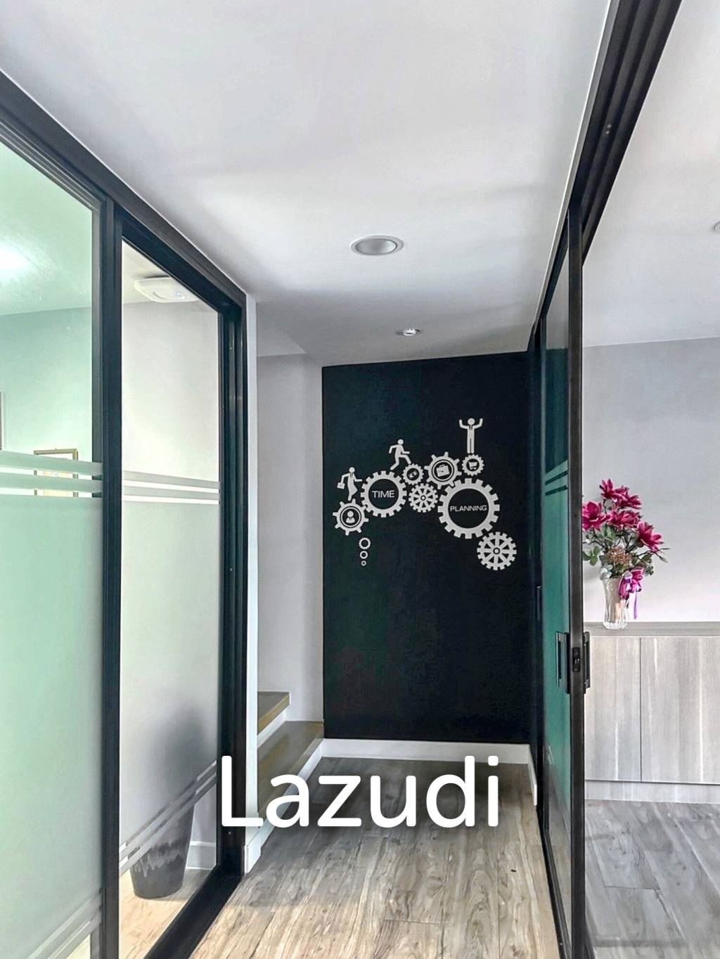 Prime Office for Sale and Rent Near Lertlah School – Fully Furnished